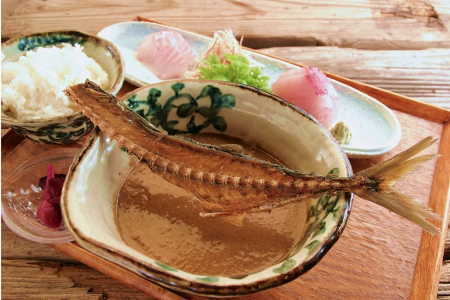 Unwind in an Enoshima Spa and Enjoy the Area&#039;s Fresh Seafood image