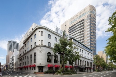 Ghé Thăm Một Khách Sạn Cổ Điển ở Yokohama và Thưởng Thức Lụa Tốt của Nhật Bản