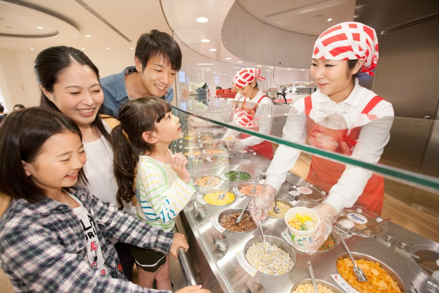 Tham Quan Bảo Tàng Mì Ăn Liền Ramen Ban Ngày và Toàn Cảnh Yokohama vào Buổi Đêm 