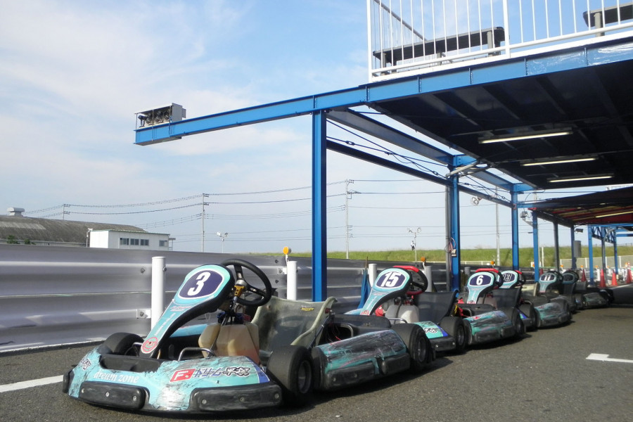 Fulfill Your Need for Speed at F-Dream Hiratsuka Racing Circuit
