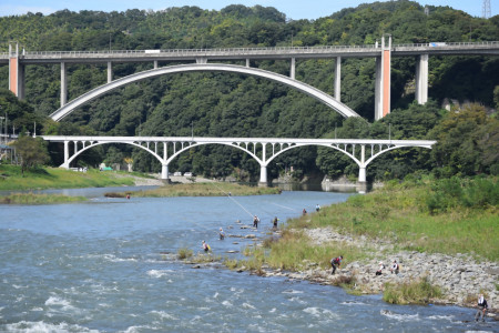 Der Sagami Fluss und Süßfisch zum Mittagessen image