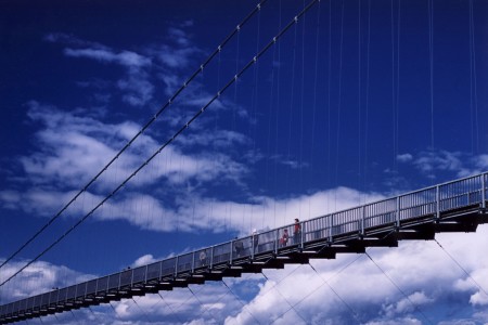 Le Lac de Miyagase Otsuribashi (grand pont suspendu) image