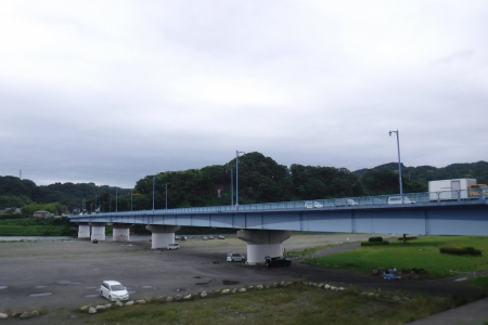Pont de Takada image