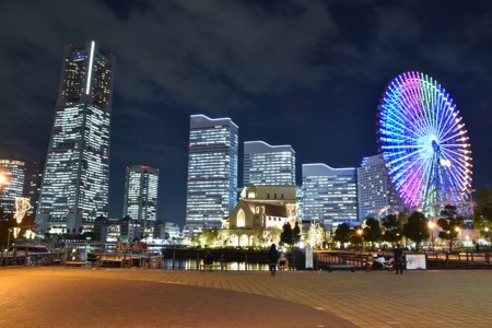 万国橋倉庫前の横浜夜景 image
