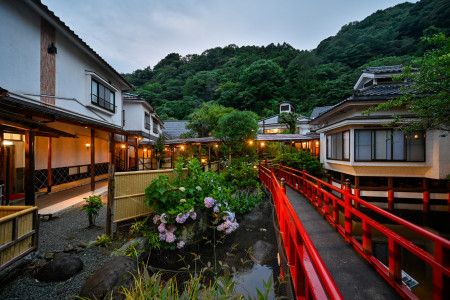 Aguas termales Motoyu Ryokan de Iiyama