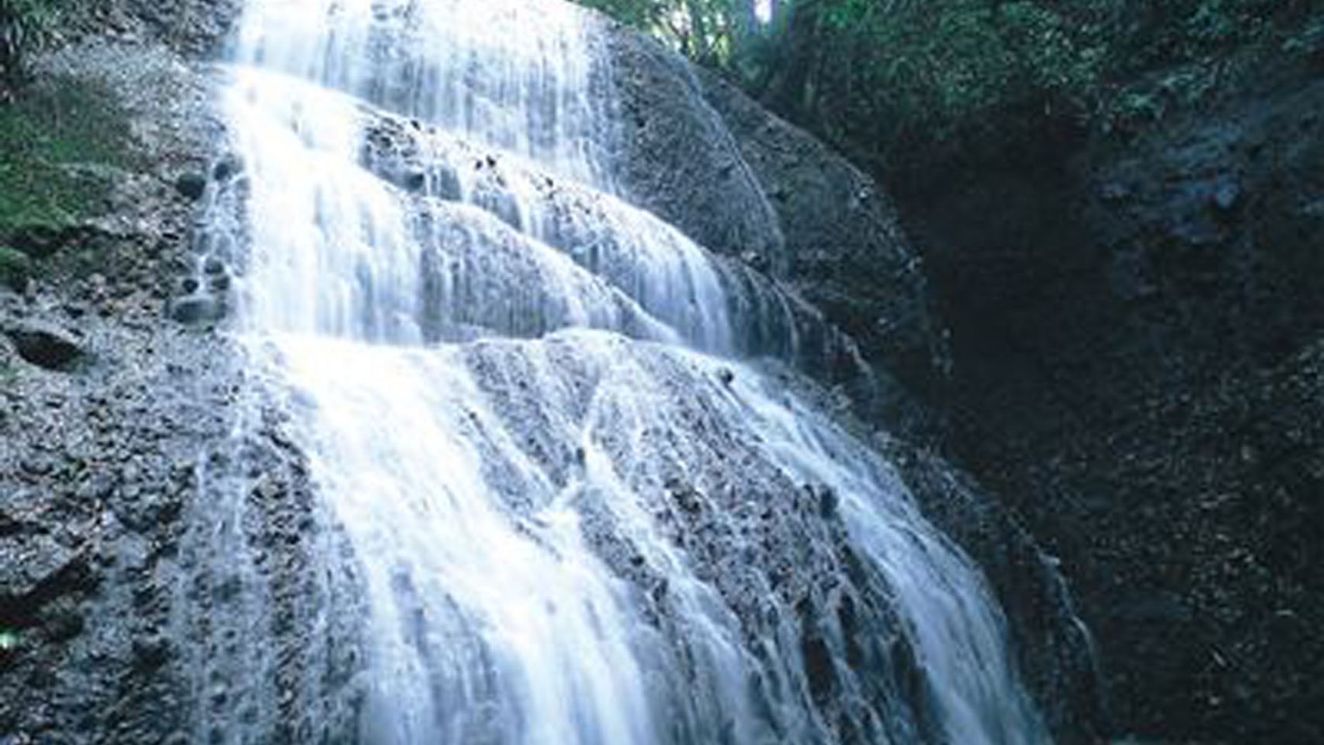 雾降之泷（平冢八景）