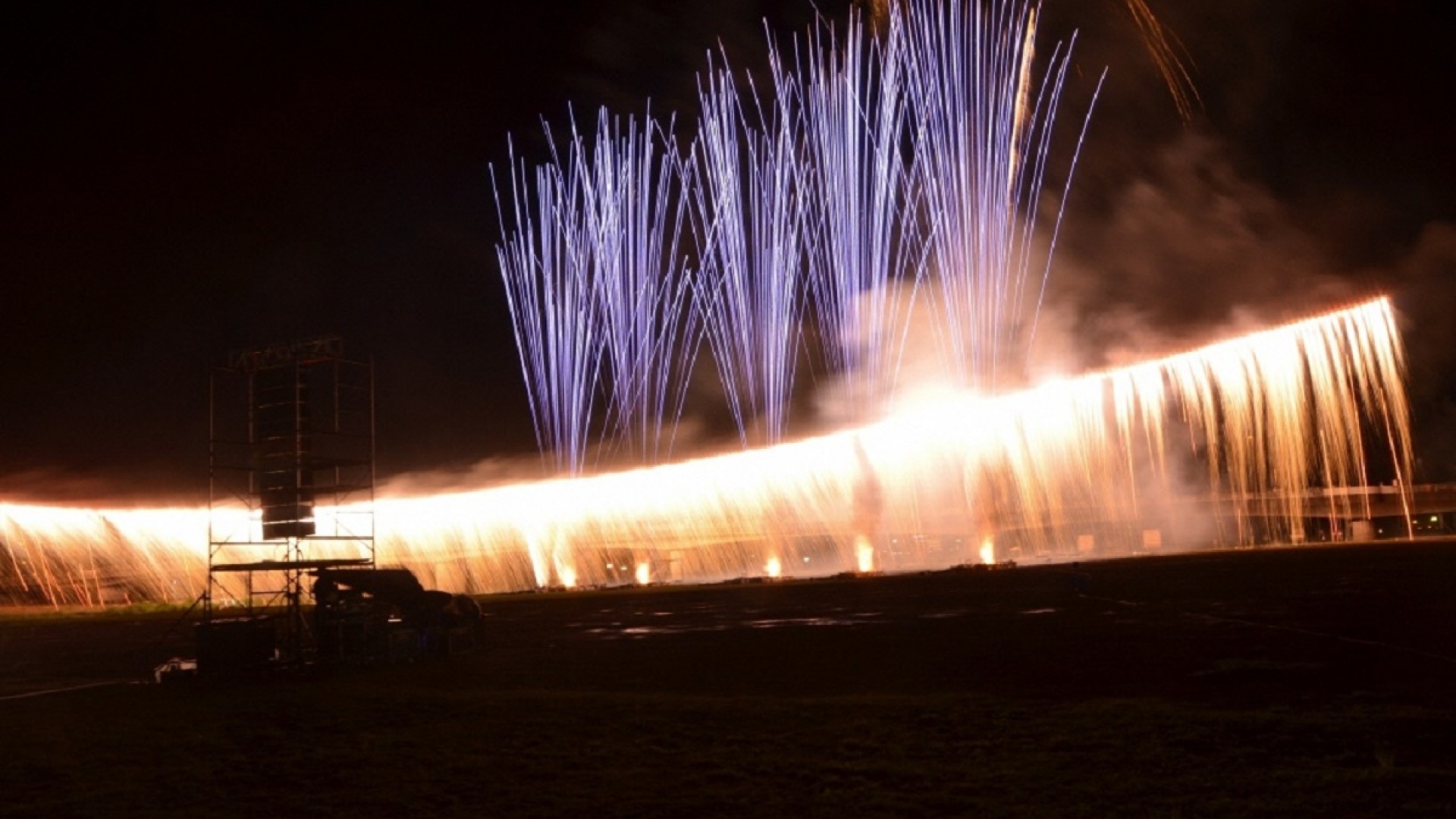 오다와라 사카와 강 불꽃놀이 축제