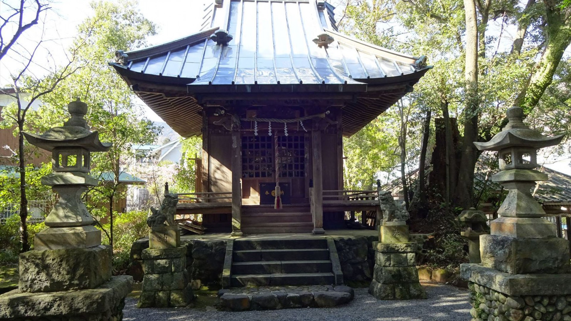 熊野神社、萬葉公園