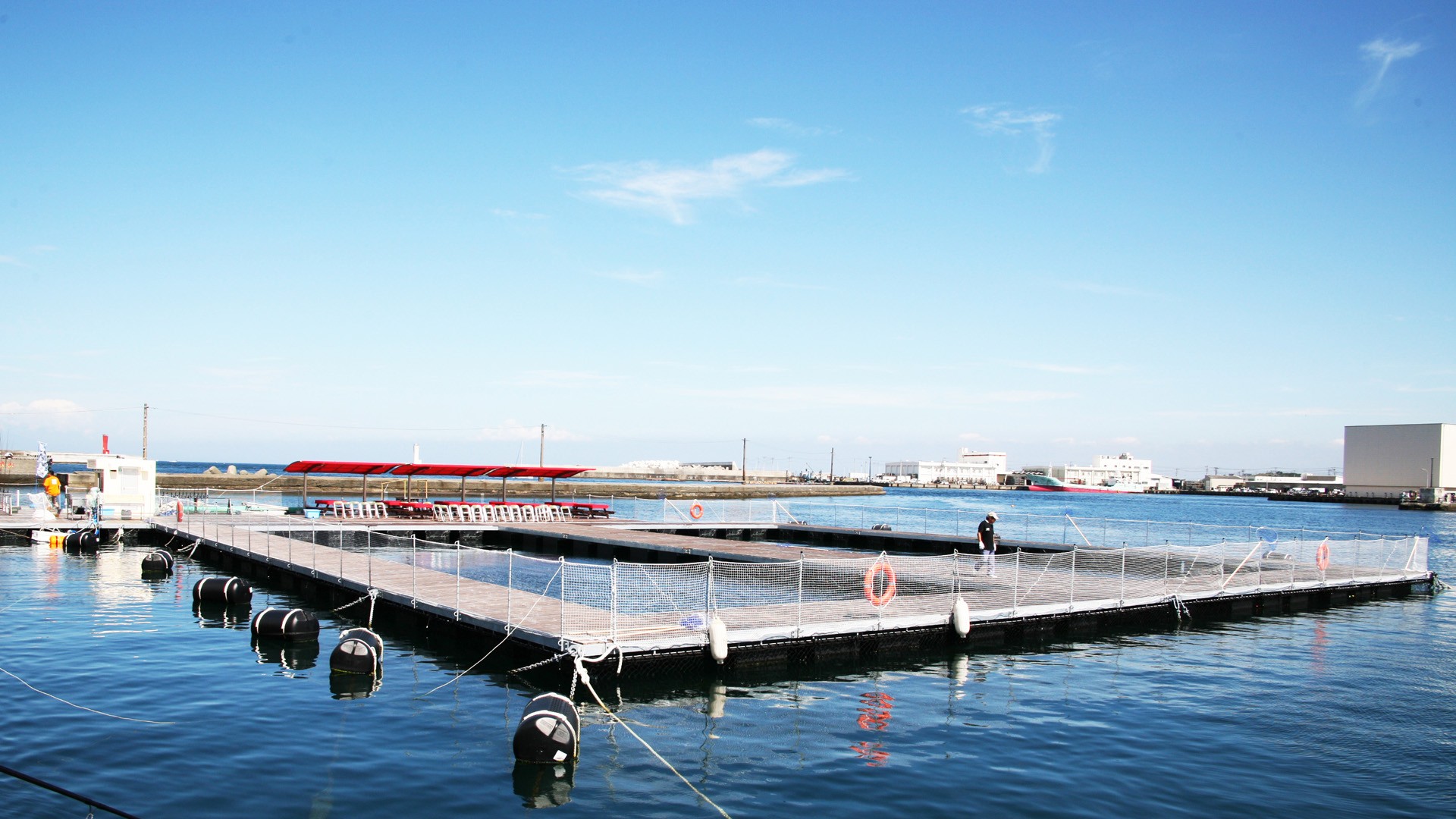 L'étang d'eau de mer pour la pêche de Jōgashima