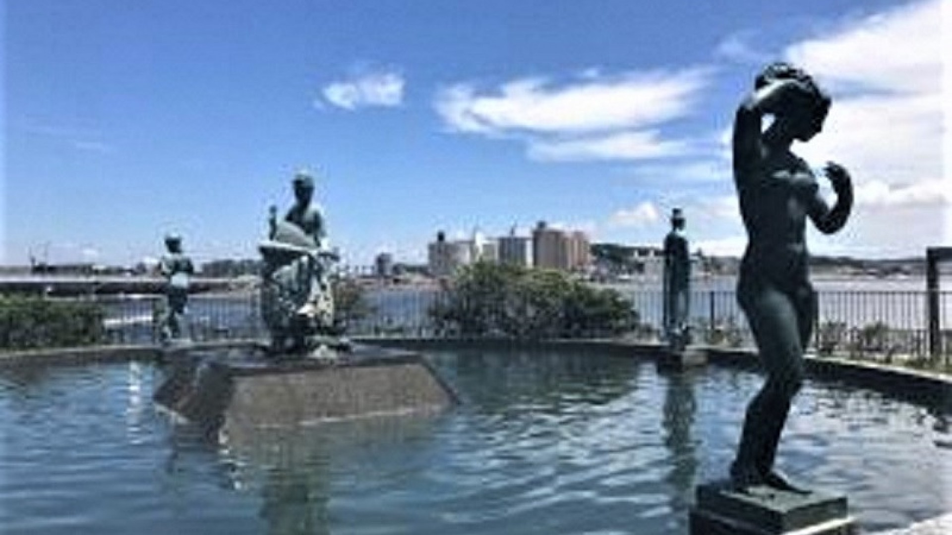 Gedenkwasserbecken der Olympischen Spiele Tokio