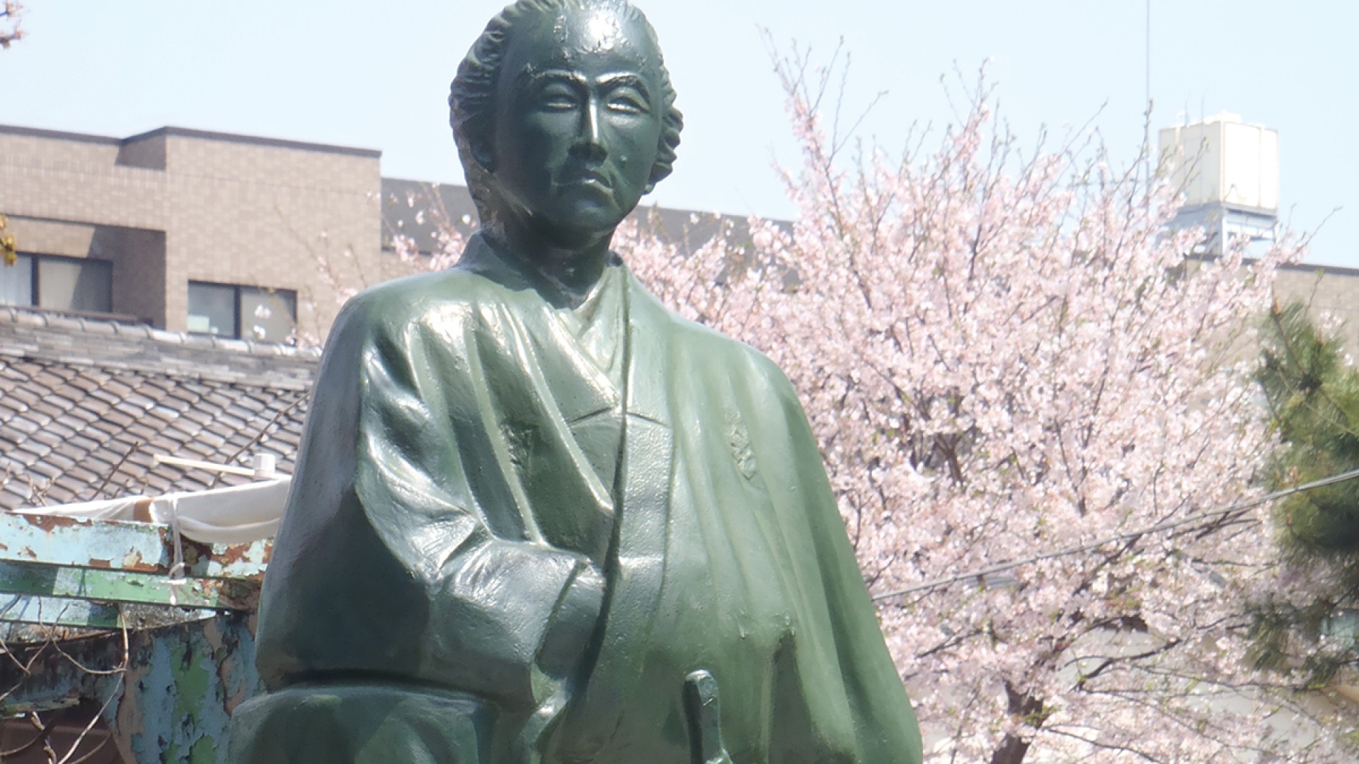 Sakamoto Ryouma Statue