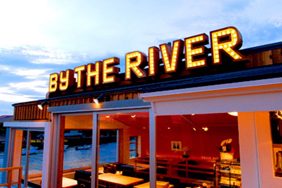 Le restaurant "Diego by the river"