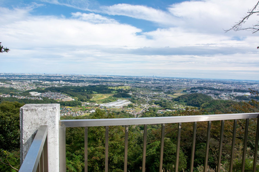 Đài quan sát công viên rừng Hakusan