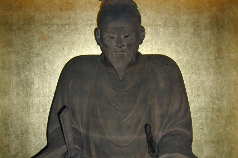 Một Ngày Thiền Định: Khám Phá Những Đền Thờ ở Yokosuka