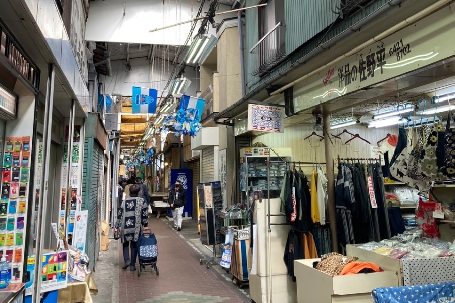 Rokkakubashi Shotengai (quartier commerçant)
