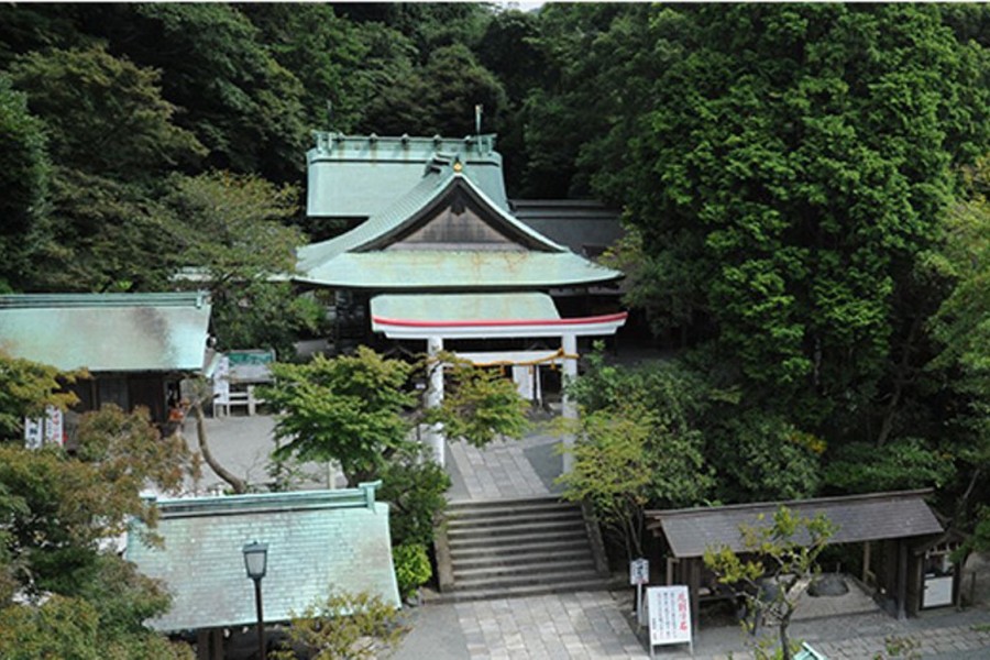Kamakura-gu shrine